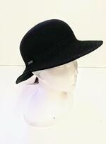 Motýlek - klobouky, čepice, módní doplňky