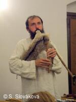 Z DĚNÍ VE MĚSTĚ