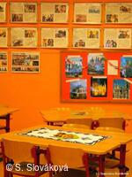 * Z DĚNÍ VE MĚSTĚ