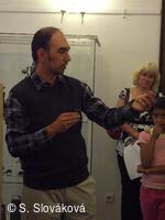 * Z DĚNÍ VE MĚSTĚ