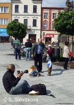 * Z DĚNÍ VE MĚSTĚ