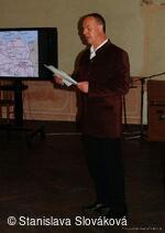 * Z DĚNÍ VE MĚSTĚ